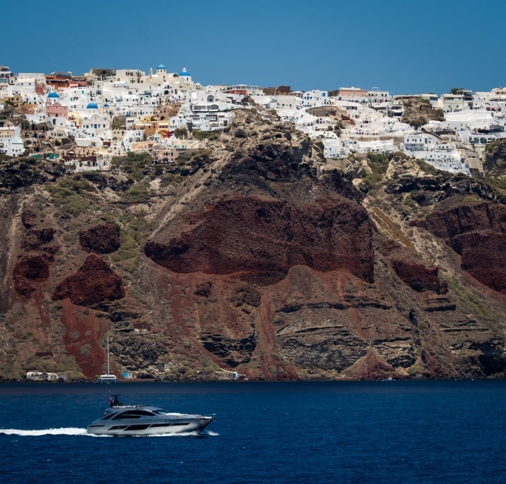 iate santorini - blend travel