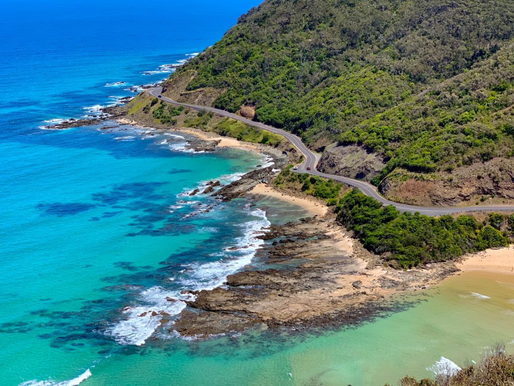 great ocean road - estrada bells beach - blend travel